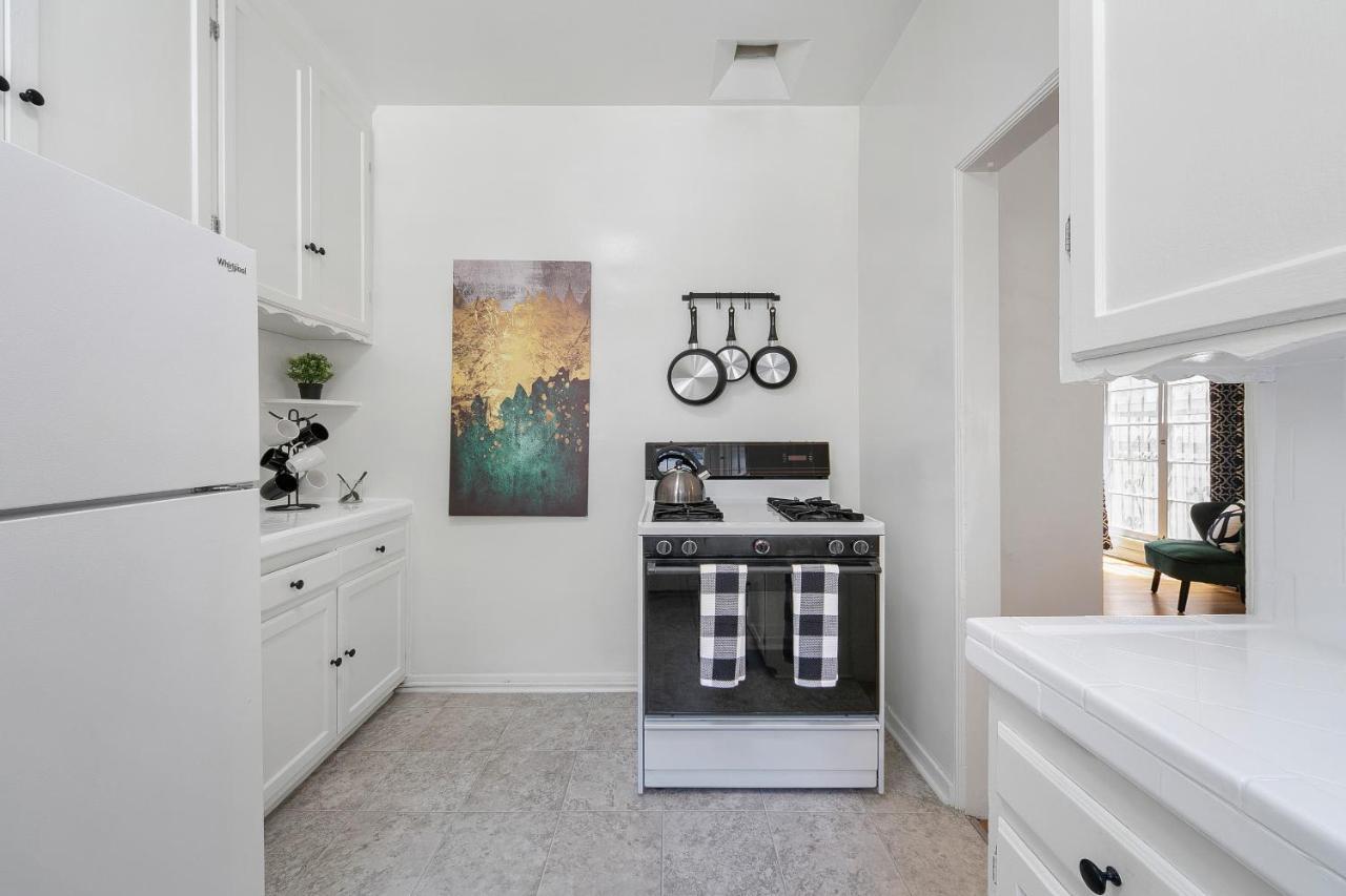 Beverly Hills Stylish & Central 1 Bedroom Apt + Parking Los Angeles Luaran gambar